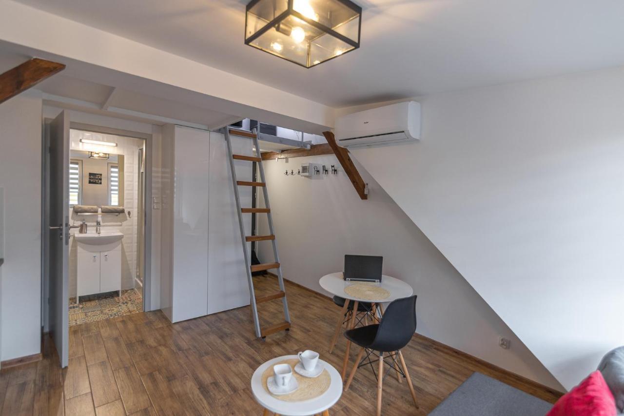 Apartamenty Niedaleko Dworca Od Wroclawapartament-Pl Exterior foto
