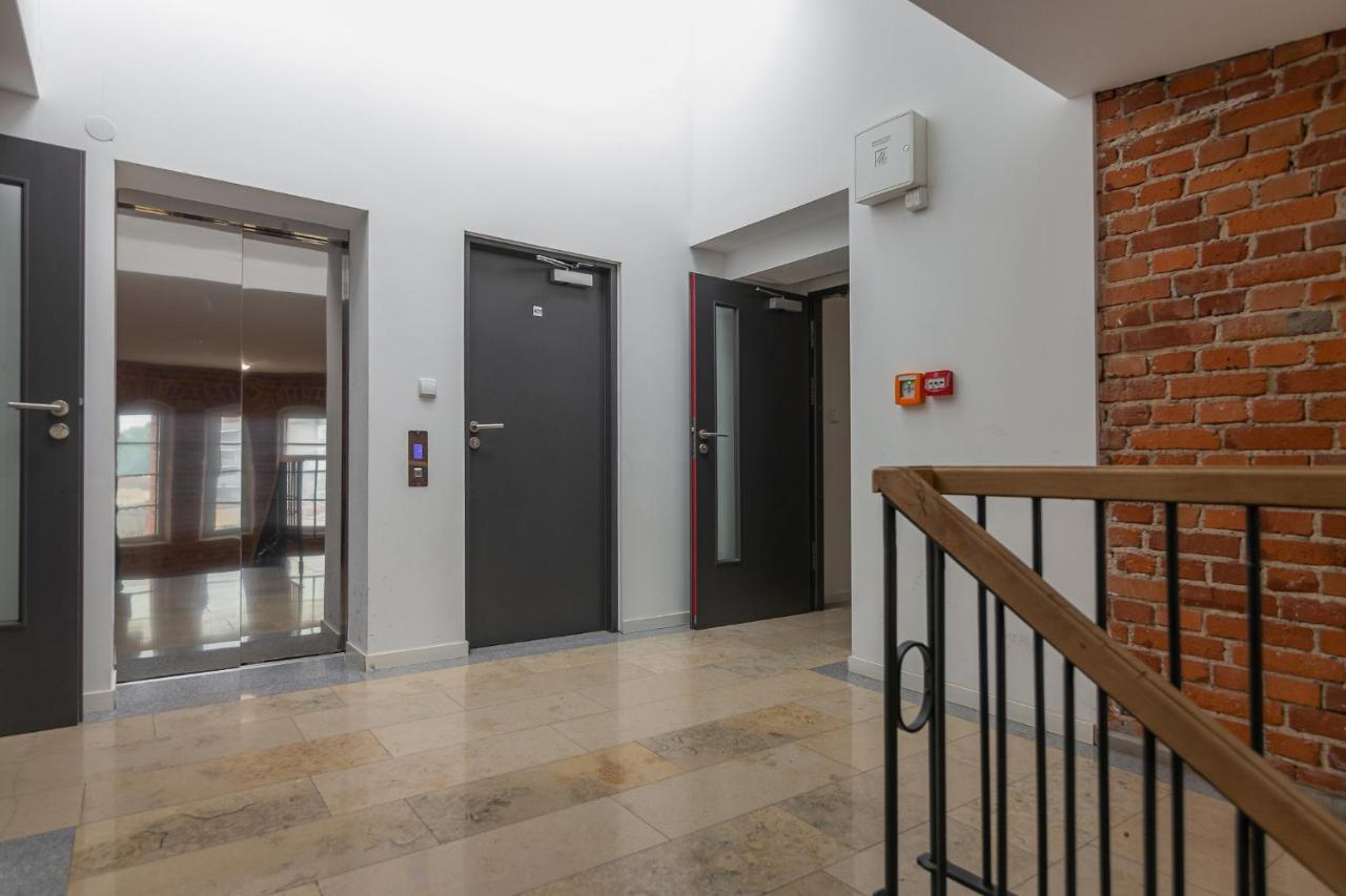 Apartamenty Niedaleko Dworca Od Wroclawapartament-Pl Exterior foto