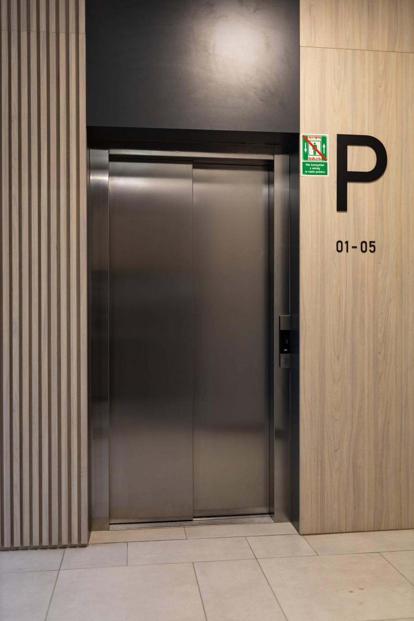 Apartamenty Niedaleko Dworca Od Wroclawapartament-Pl Exterior foto